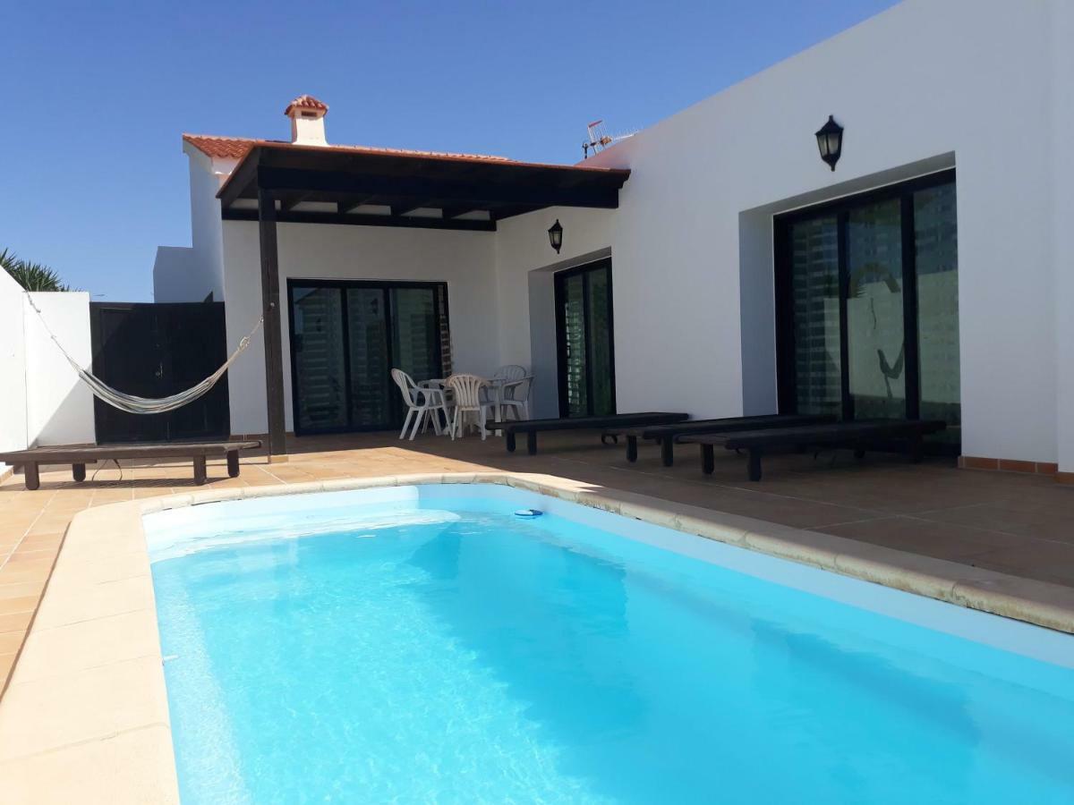 Tatil Evi Casa Lar - Chalet Con Piscina Lajares